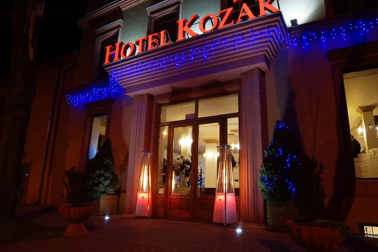Chełm Hotel Kozak מראה חיצוני תמונה