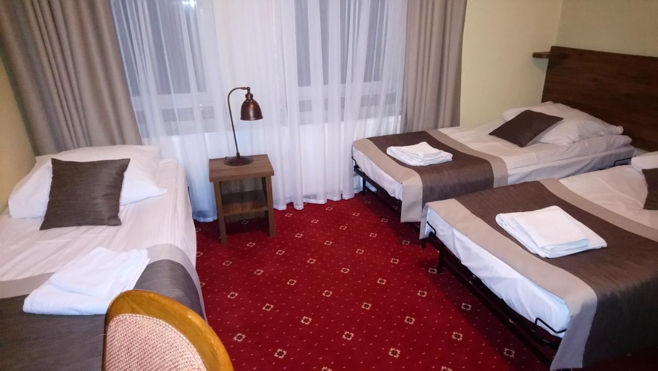 Chełm Hotel Kozak מראה חיצוני תמונה